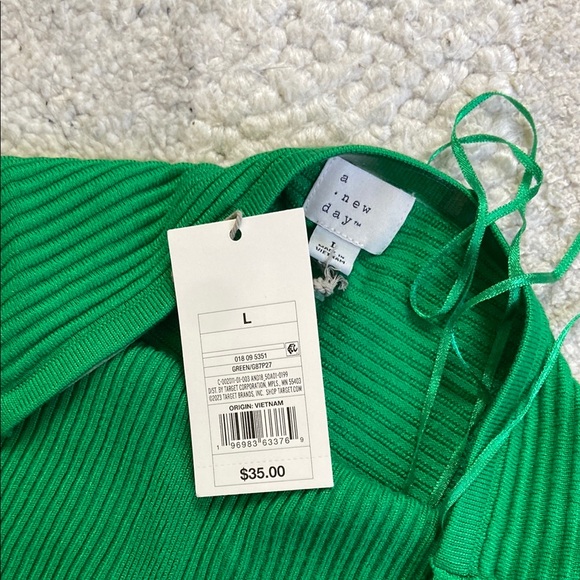 ✨5 for $15✨ A New Day Knitted Green Halter Neck Dress - Picture 6 of 9